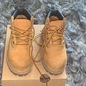 Timberland toddler boots size 6